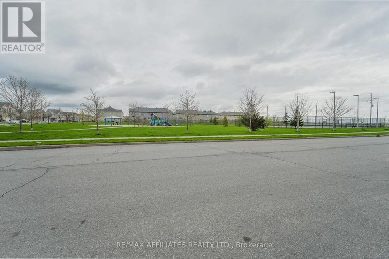 28288908/318-crownridge-drive-n/emerald-meadowstrailwest/ottawa/ontario/K2M3A5_32