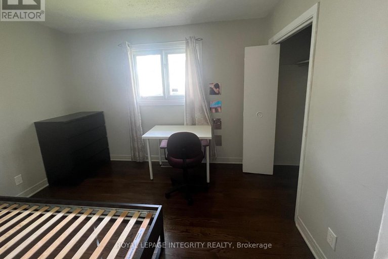 29064005/1152-tawney-road/hawthorne-meadows/ottawa/ontario/K1G1B6_21