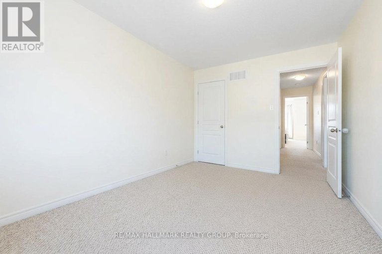 29670829/183-claridge-drive/longfields/ottawa/ontario/K2J5V8_30