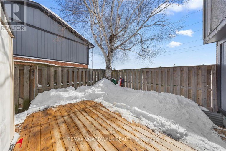 29403868/428-moodie-drive/westcliffe-estates/ottawa/ontario/K2H8A6_37