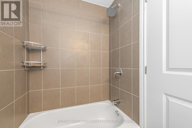 29052928/103-429-kent-street/ottawa-centre/ottawa/ontario/K2P1B5_11