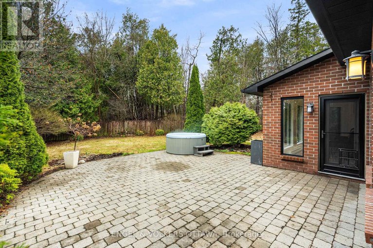 29629040/23-pinecone-trail/stittsville-central/ottawa/ontario/K2S1E1_35