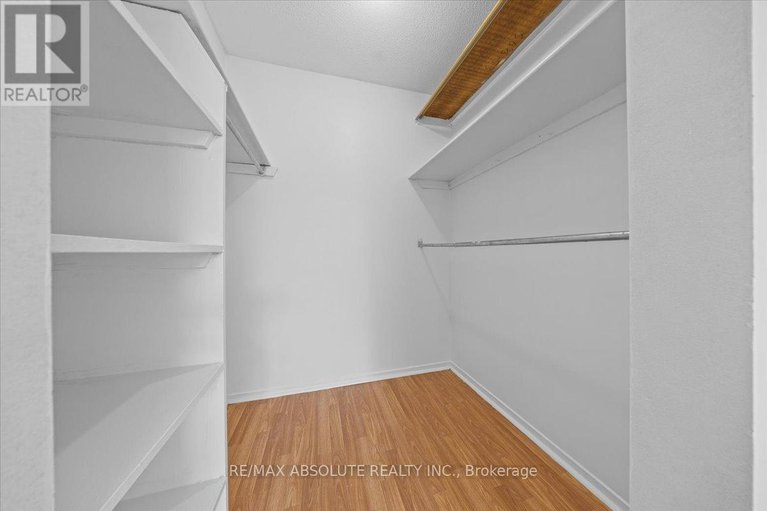 28622450/69a-750-st-andre-drive/hiawatha-parkconvent-glen/ottawa/ontario/K1C4S2_25
