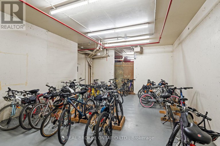 28595876/413-100-grant-carman-drive/borden-farmstewart-farmcarleton-heightsparkwood-hills/ottawa/ontario/K2E8B8_49