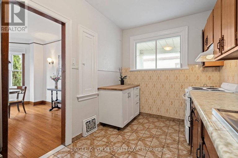 29608373/18-clarendon-avenue/ottawa-west/ottawa/ontario/K1Y0P2_10