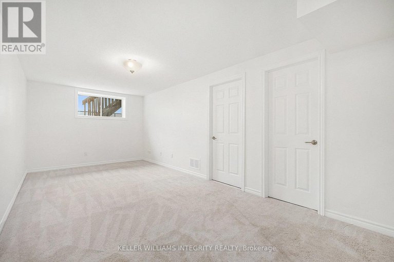 28484837/305-lipizzaner-street/stittsville-south/ottawa/ontario/K2S0X8_25