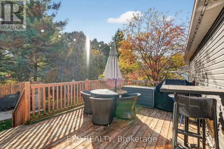 29690360/544-loucks-drive/village-of-russell/russell/ontario/K4R1B6_41