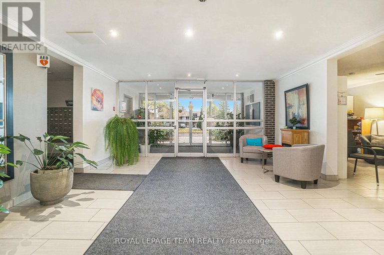 29087496/606-2400-virginia-drive/urbandale-acres/ottawa/ontario/K1H8L3_32