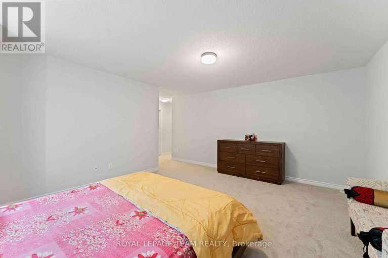 28534405/612-rye-grass-way/half-moon-bay/ottawa/ontario/K2J6Z9_26
