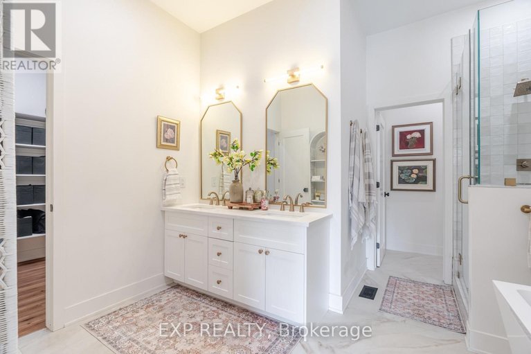 29441745/12-viewmount-drive/meadowlandscrestview/ottawa/ontario/K2G1R5_50