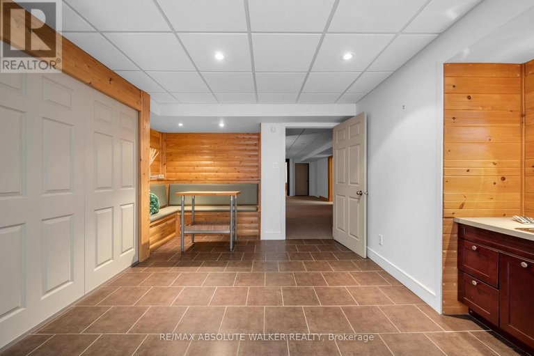 28236064/19421-kenyon-concession-1-road/north-glengarry-kenyon-twp/north-glengarry/ontario/K0C1B0_35