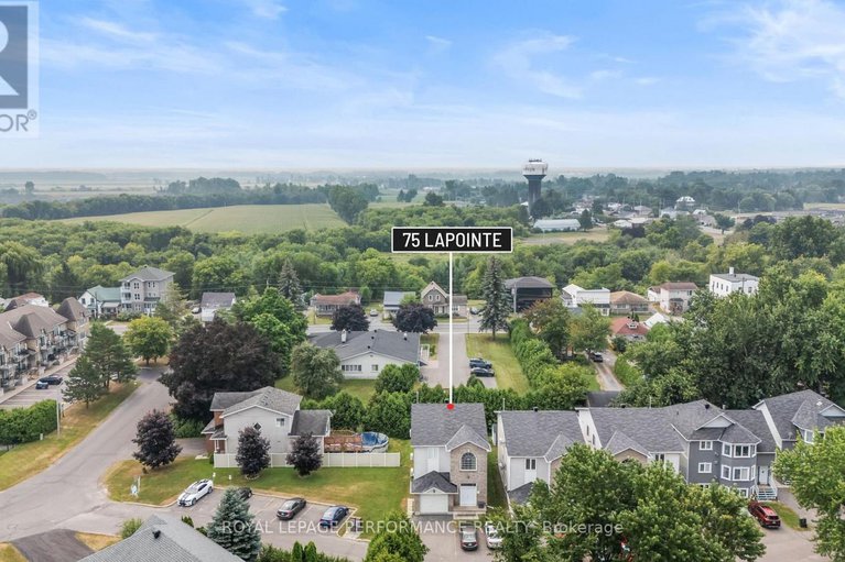 29228641/1c-75-lapointe-boulevard/embrun/russell/ontario/K0A1W0_3