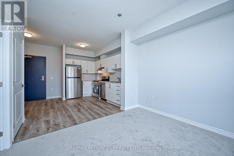28195759/203-397-codds-road/cfb-rockcliffe-and-area/ottawa/ontario/K1K2G8_5