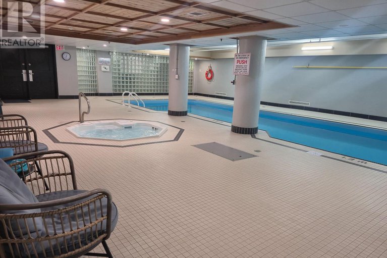 29349447/402-1440-heron-road/heron-gate/ottawa/ontario/K1V0X2_30