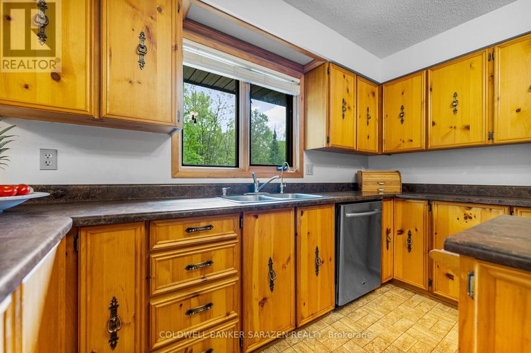 28330317/1437-usborne-street/mcnabbraeside-twps/mcnabbraeside/ontario/K0A1G0_11