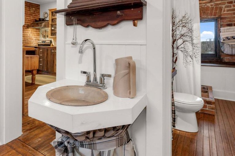 29162989/40-thomas-street/almonte/mississippi-mills/ontario/K0A1A0_19