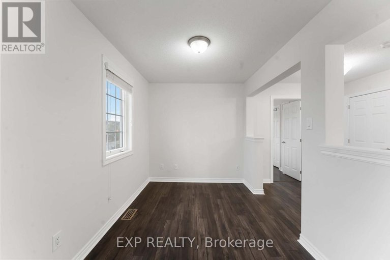 29063218/226-par-la-ville-circle/stittsville-north/ottawa/ontario/K2S0T6_21