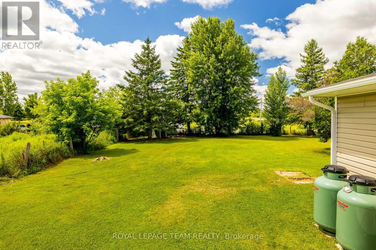 28642297/1234-kinburn-side-road/dunrobin/ottawa/ontario/K0A3M0_45