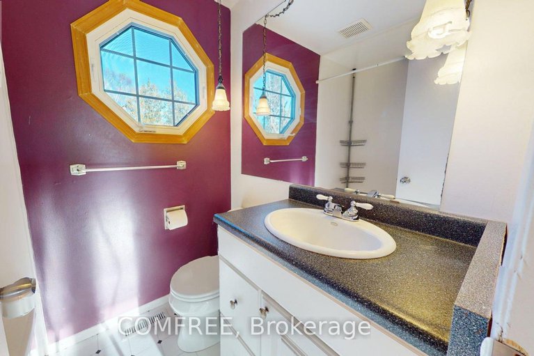 29409348/146-old-colony-road/glencairnhazeldean/ottawa/ontario/K2L1M4_13