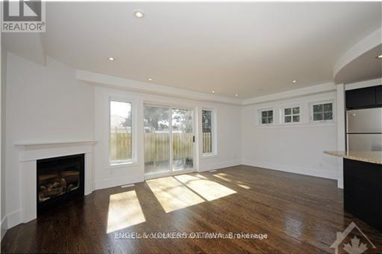 29456645/144-montauk/carleton-heights/ottawa/ontario/K2C2B4_18