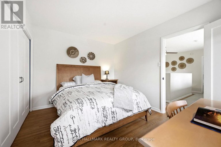 29610195/57-kingsford-court/beaverbrook/ottawa/ontario/K2K1T8_25