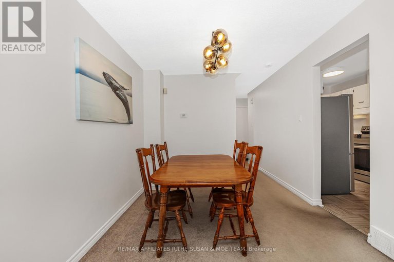28555719/46-stokes-crescent/glencairnhazeldean/ottawa/ontario/K2L2Z4_14