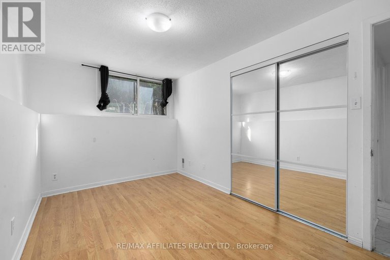 28964086/306-woodfield-drive/tanglewood/ottawa/ontario/K2G3W9_23