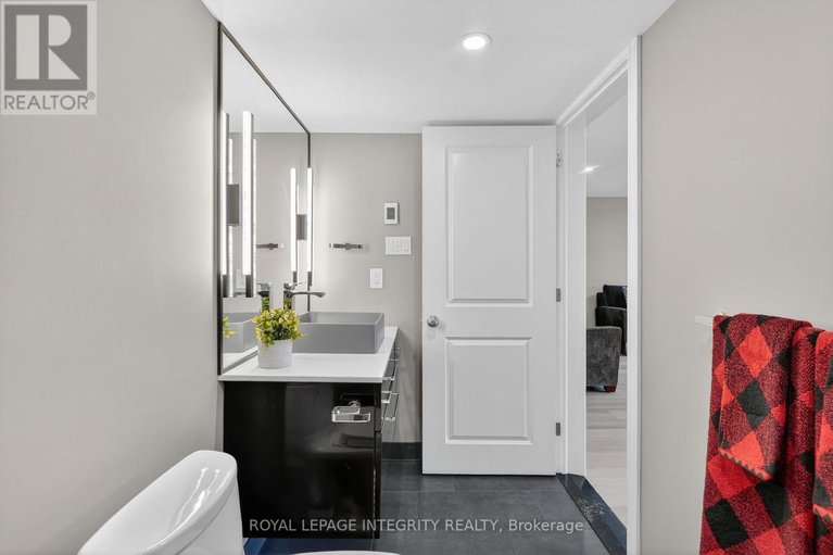 29648625/724-parade-drive/stittsville-south/ottawa/ontario/K2S0Z4_41