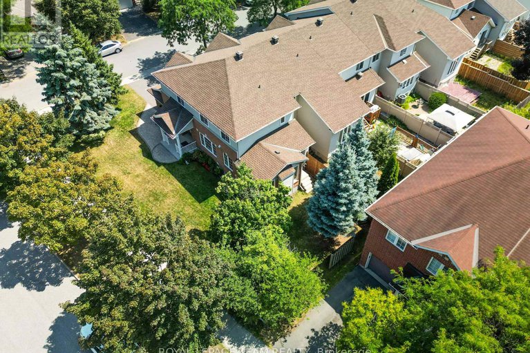 28726721/46-kettleby-street/beaverbrook/ottawa/ontario/K2K3C4_40