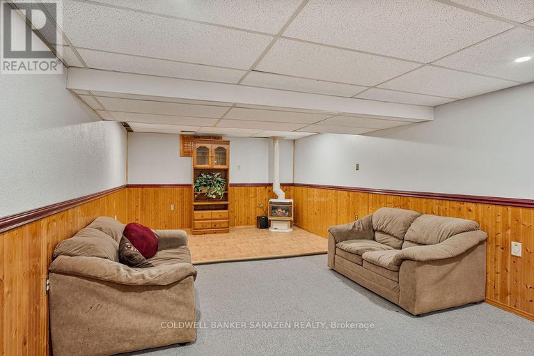 28945918/121-topley-crescent/hunt-club-park/ottawa/ontario/K1G4N2_43