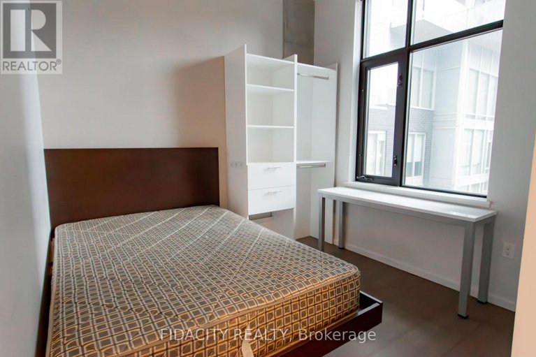 29169712/216-105-champagne-avenue-s/west-centre-town/ottawa/ontario/K1S5E5_7