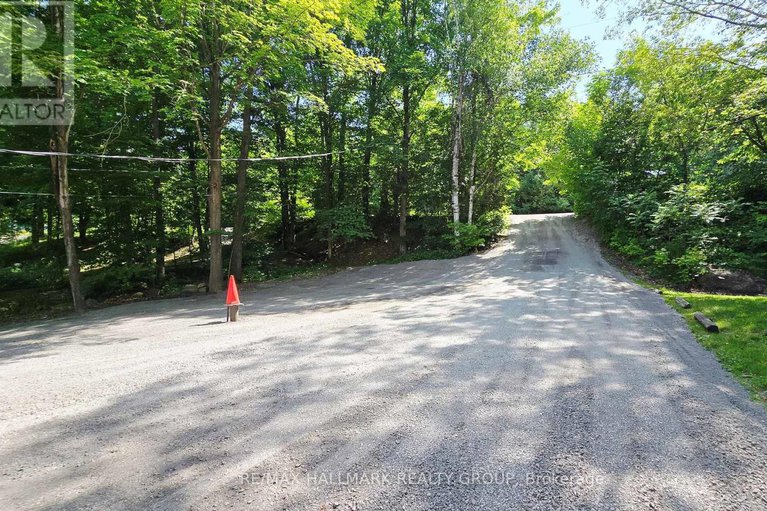 28534551/4614-northwoods-drive/constance-bay/ottawa/ontario/K0A3M0_34