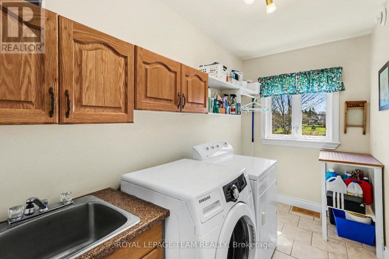 29659900/2370-county-18-road/kemptville/north-grenville/ontario/K0G1J0_23