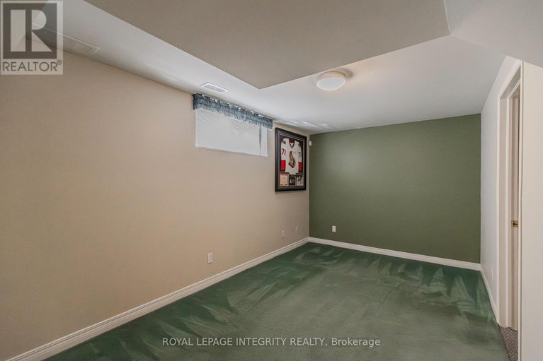 28943589/4316-owl-valley-drive/riverside-southgloucester-glen/ottawa/ontario/K1V1L3_38