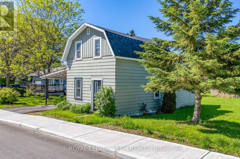 28435512/24-mercer-street/almonte/mississippi-mills/ontario/K0A1A0_3