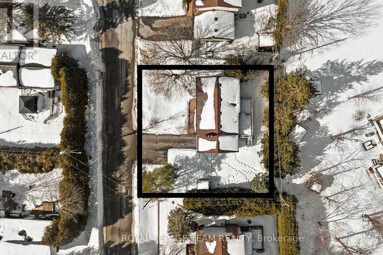 29455651/5329-driscoll-drive/manotick-long-island-nicholls-island/ottawa/ontario/K4M1E3_43