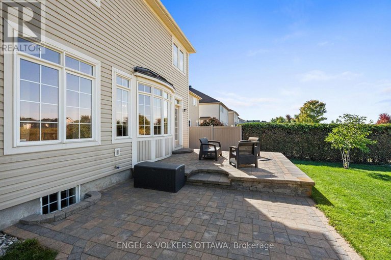 28956101/788-kilbirnie-drive/stonebridge/ottawa/ontario/K2J0M4_46