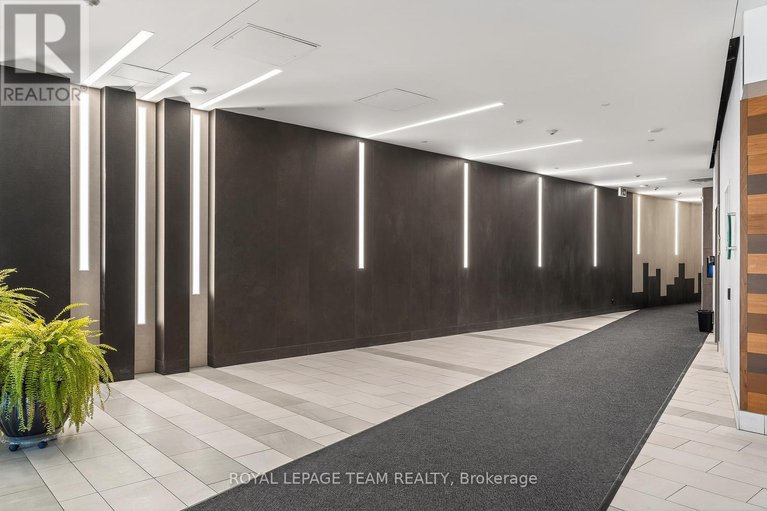 29433240/103-485-richmond-road/westboro-west/ottawa/ontario/K2A3W9_35