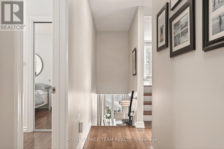 29413398/729-ludgate-court/beaconwood/ottawa/ontario/K1J8K8_32