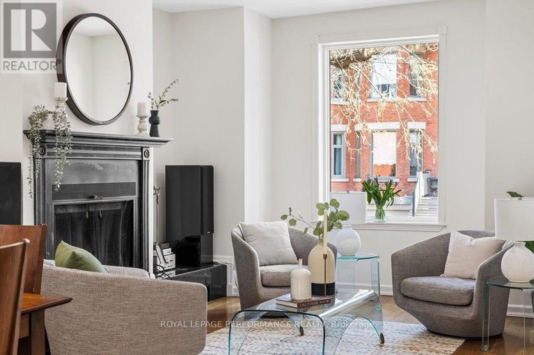 29650204/35-waverley-street/ottawa-centregolden-triangle/ottawa/ontario/K2P0T7_11