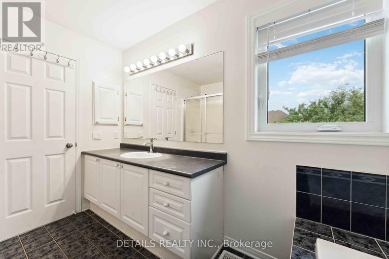 28428549/85-calaveras-avenue/longfields/ottawa/ontario/K2J4Z7_30