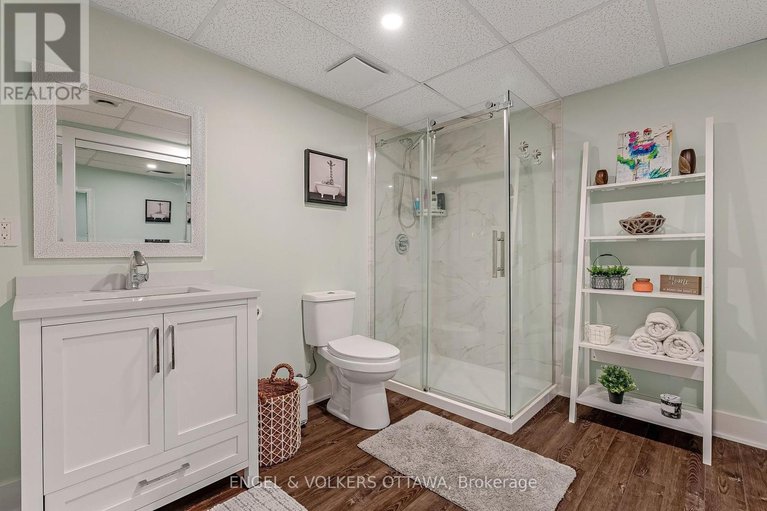 28419109/6978-aldergrove-way/greely/ottawa/ontario/K4P1A3_34