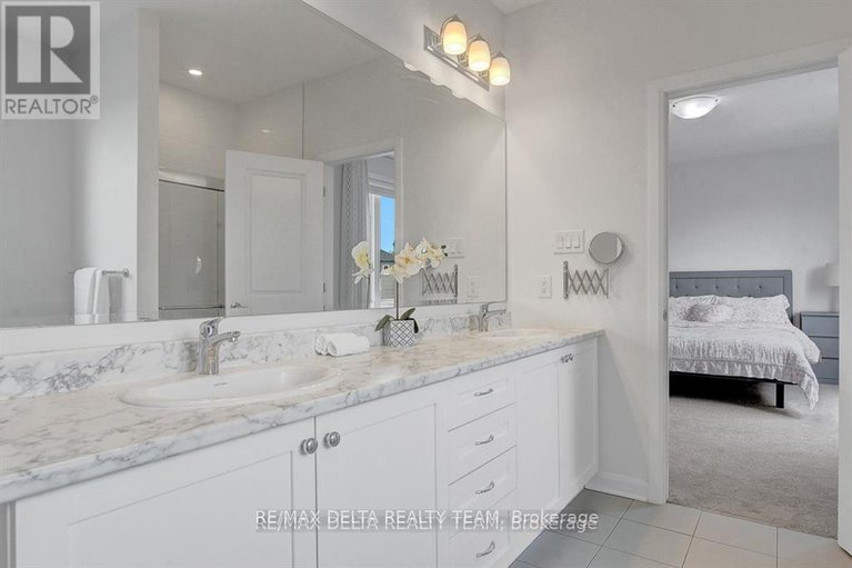 28909102/370-aquaview-drive/avalon-east/ottawa/ontario/K4A5K5_17