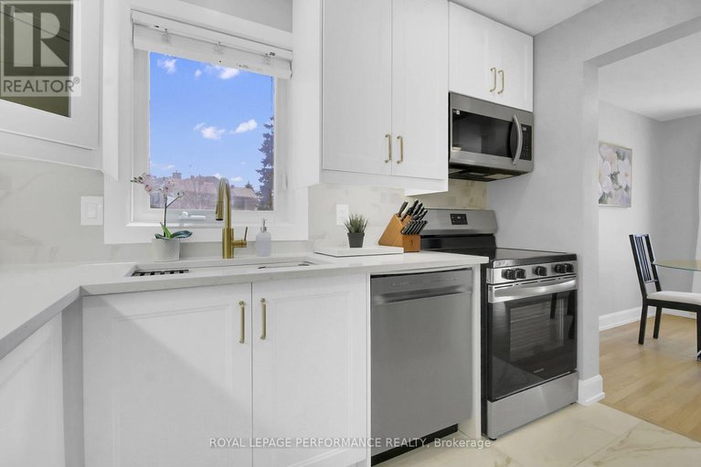 29638875/110-1770-cabaret-lane/fallingbrookpineridge/ottawa/ontario/K4A2G1_20