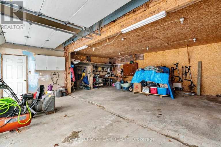 29158073/11509-queen-street/north-dundas-mountain-twp/north-dundas/ontario/K0E1J0_27