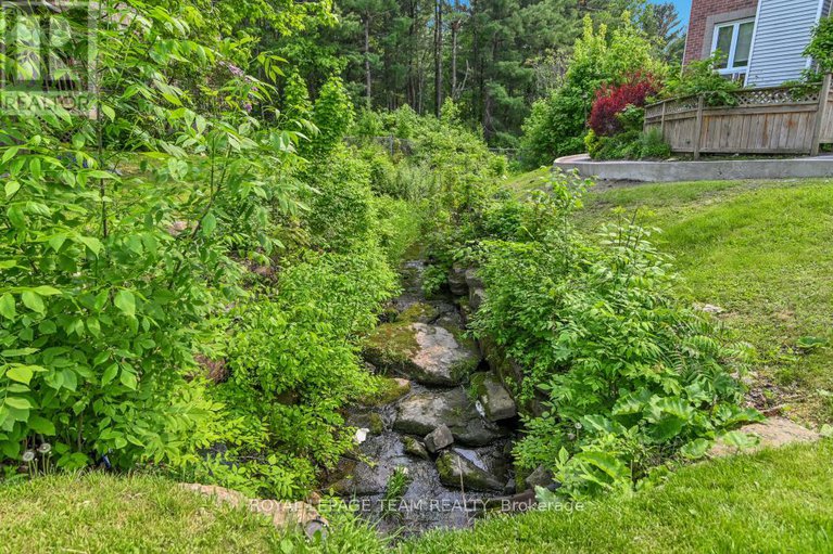 28423856/1-5-timberview-way/westcliffe-estates/ottawa/ontario/K2H9M6_31