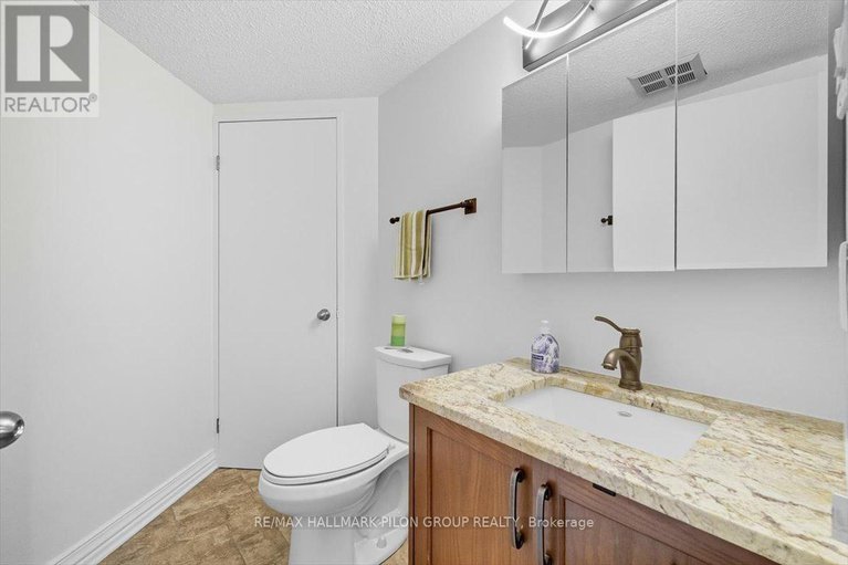 28894256/205-35-holland-avenue/ottawa-west/ottawa/ontario/K1Y4S2_14