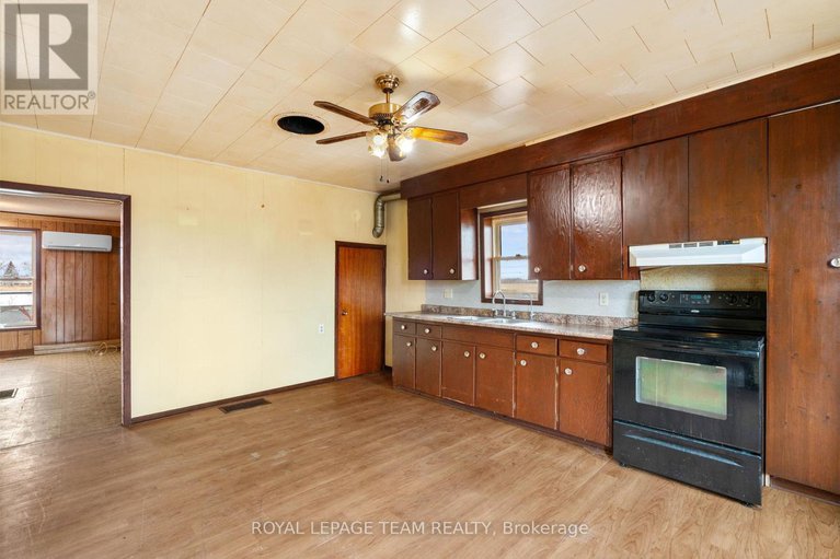 29204796/11802-county-road-18-road/south-dundas-matilda-twp/south-dundas/ontario/K0E1K0_6