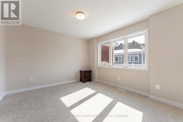 28161394/834-bascule-place/btwn-franktown-rd-fallowfield-rd/ottawa/ontario/K0A2Z0_18