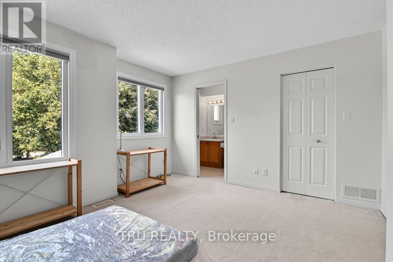 28719308/40-baton-court/katimavik/ottawa/ontario/K2L4C8_21